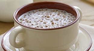 kefirno - Buckwheat Diät fir Gewiichtsverloscht